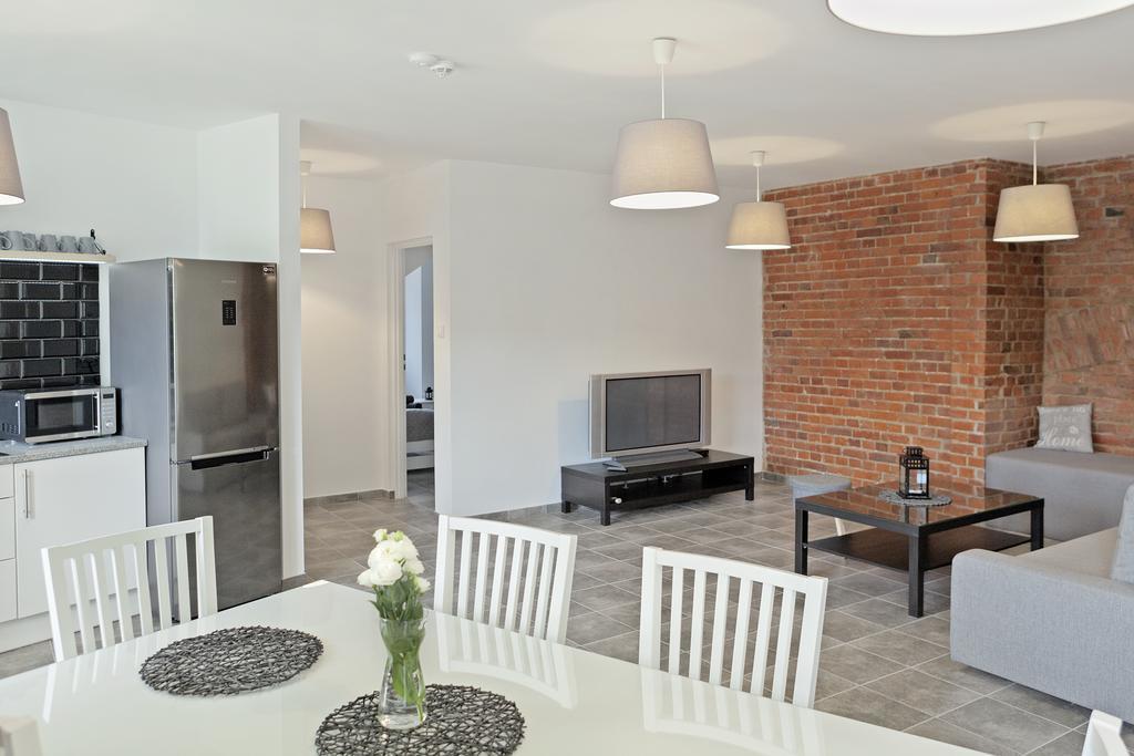 Apartamenty W Starym Browarze 1 Klodzko Luaran gambar