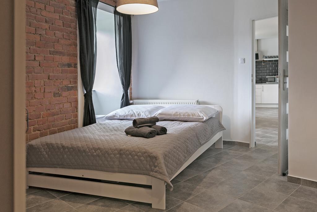 Apartamenty W Starym Browarze 1 Klodzko Luaran gambar